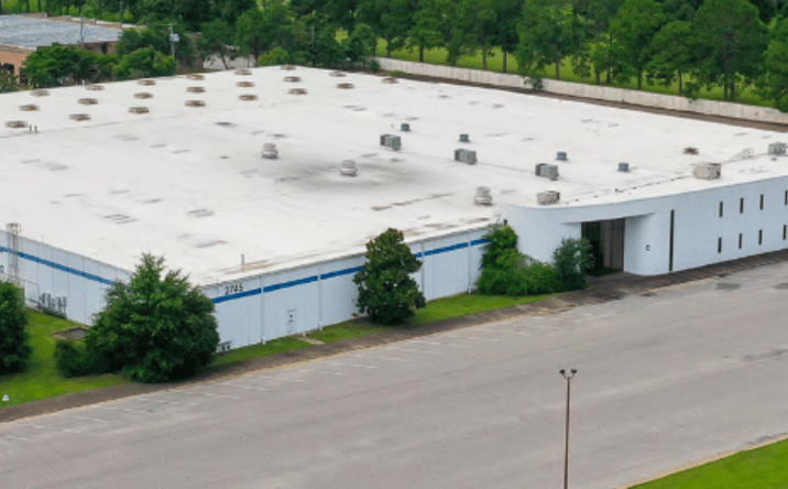 Pictures of Industrial property located at 2745 Gunter Park Dr W, Montgomery, AL 36109 for lease - image #1