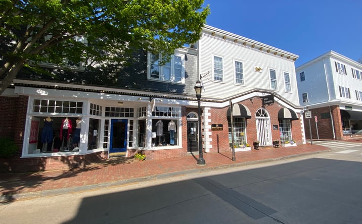 Pictures of Office property located at 117 Bellevue Ave, Newport, RI 02840 for lease - image #1