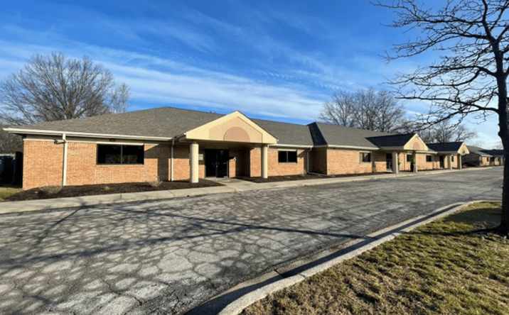 Pictures of Office property located at 3829 Woodley Rd, Toledo, OH 43606 for lease - image #1