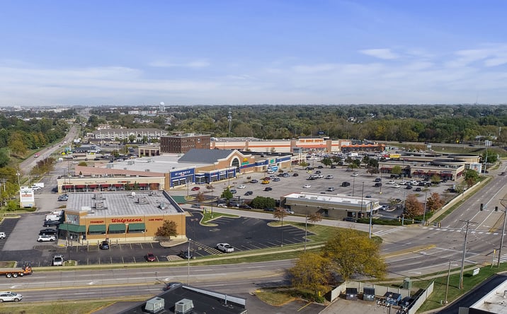 Pictures of Retail property located at 858 Middle Rd, Bettendorf, IA 52722 for lease - image #1
