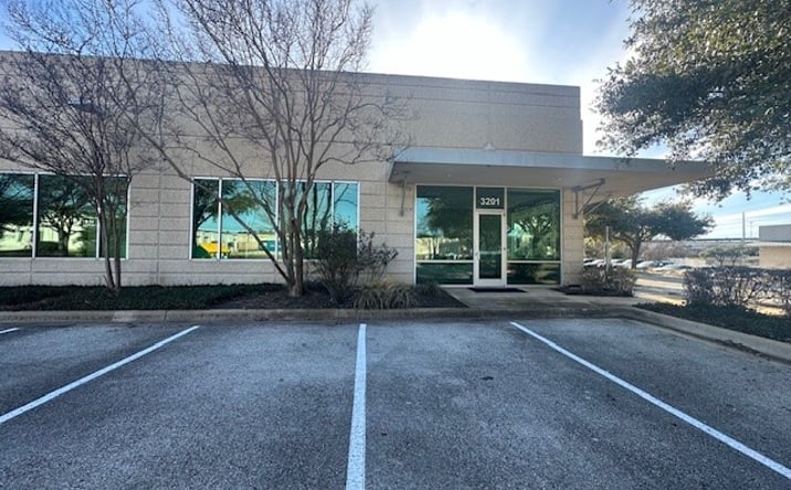 Pictures of Industrial property located at 3201 Industrial Terrace, Austin, TX 78758 for lease - image #1
