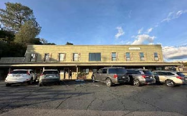 Pictures of Retail property located at 161 Palm Ave, Auburn, CA 95603 for lease - image #1