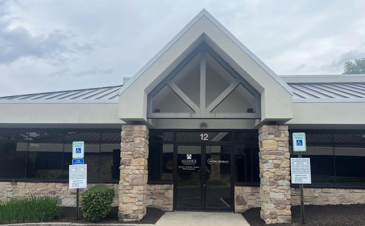 Pictures of Office property located at 10-20 Commerce Drive, Wyomissing, PA 19610 for lease - image #1