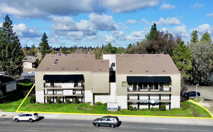 Pictures of Office property located at 1625 W March Ln, Stockton, CA 95207 for lease - image #1