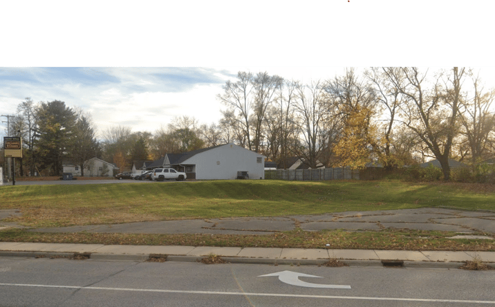 Pictures of Land property located at 601 W Allegan St, Plainwell, MI 49080 for lease - image #1