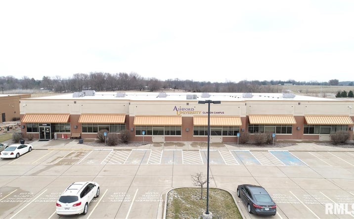 Pictures of Office property located at 1310 19TH Avenue Northwest, Clinton, IA 52732 for lease - image #1