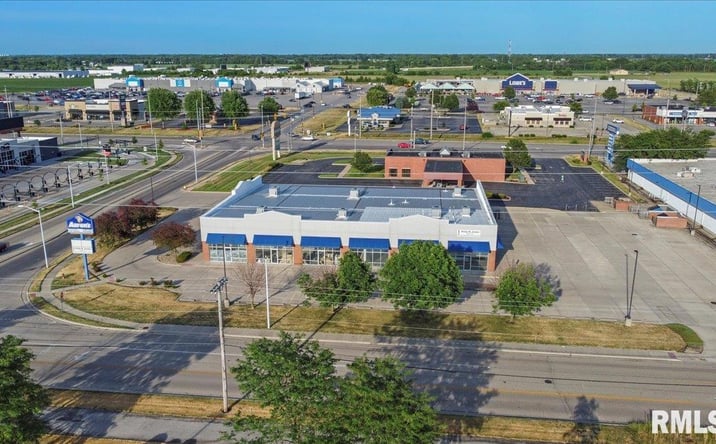 Pictures of Industrial, Retail, Office, Restaurant property located at 3100 Walton Dr, Springfield, IL 62702 for lease - image #1
