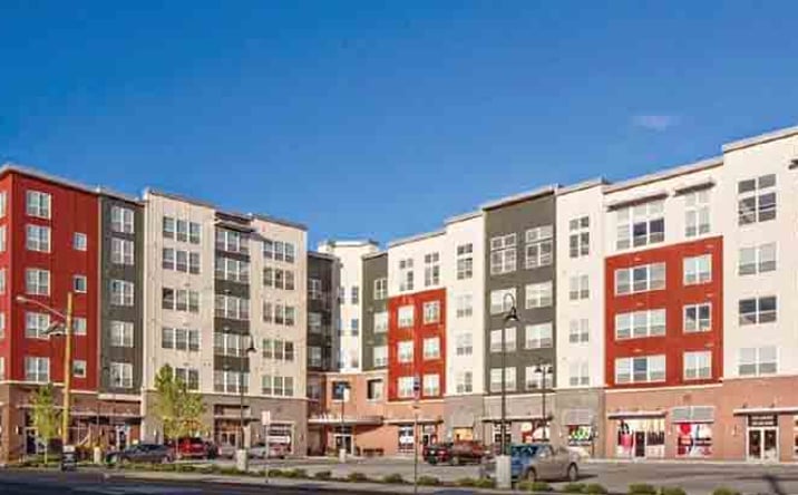 Pictures of Retail property located at 5665 John F. Kennedy Blvd, North Bergen, NJ 07047 for lease - image #1