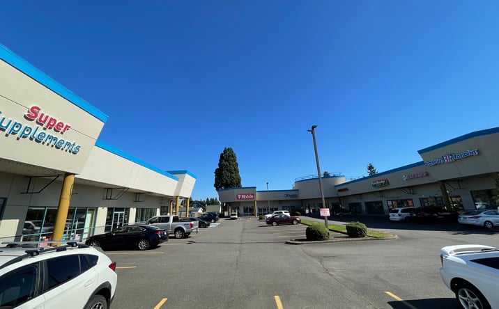 Pictures of Retail property located at 480-498 Lancaster Dr NE, Salem, OR 97301 for lease - image #1