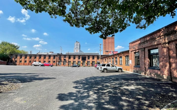 Pictures of Retail, Office, Industrial property located at 441 E Market St, York, PA 17403 for lease - image #1