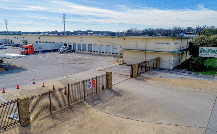Pictures of Office, Industrial property located at 3000 E Houston St, San Antonio, TX 78219 for lease - image #1