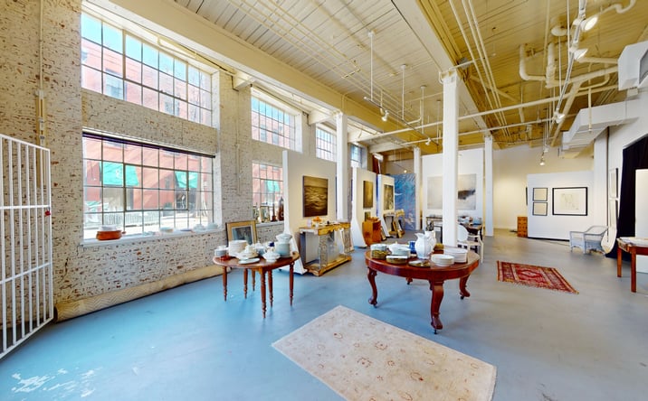 Pictures of Retail, Office, Restaurant property located at 400 Julia St, New Orleans, LA 70130 for lease - image #1