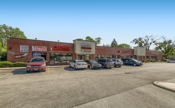 Pictures of Retail property located at 110 W Irving Park Rd, Bensenville, IL 60106 for lease - image #1