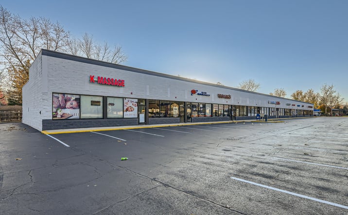 Pictures of Retail property located at 1201-1231 S Main St, Algonquin, IL 60102 for lease - image #1