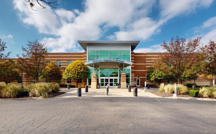 Pictures of Office property located at 42700 Garfield Rd, Clinton Township, MI 48038 for lease - image #1