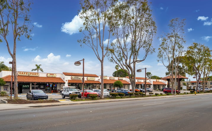 Pictures of Retail, Office property located at 309 W Channel Islands Blvd, Port Hueneme, CA 93041 for lease - image #1