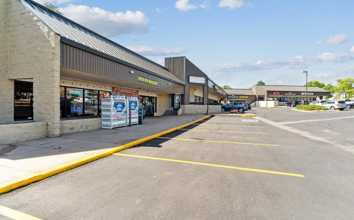 Pictures of Retail, Office, Restaurant property located at 11614 W Belleview Ave, Littleton, CO 80127 for lease - image #1