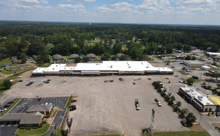 Pictures of Retail property located at 122 Butler St, Greenville, AL 36037 for lease - image #1