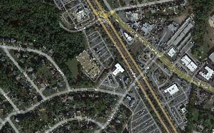 Pictures of Retail property located at 3551 32nd Ave, Hillcrest Heights, MD 20748 for lease - image #1