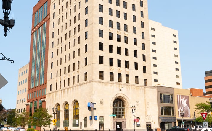 Pictures of Office property located at 101 N Washington Square, Lansing, MI 48933 for lease - image #1