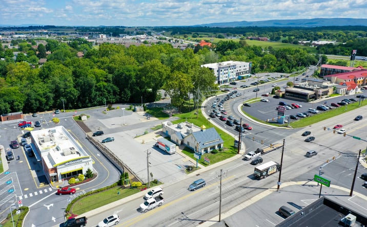 Pictures of Retail property located at 1097 Lincoln Way E, Chambersburg, PA 17201 for lease - image #1