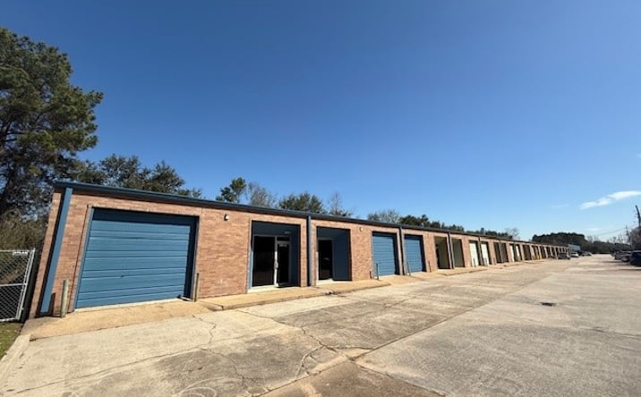 Pictures of Retail, Office, Industrial property located at 2530 Old Louetta Loop, Spring, TX 77388 for lease - image #1
