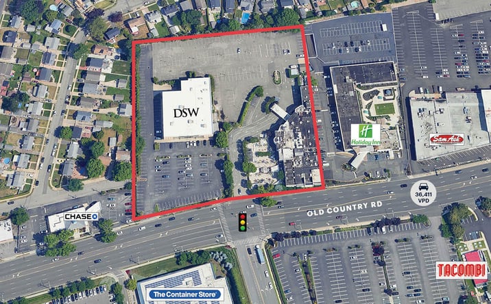 Pictures of Retail property located at 440 Old Country Rd, Carle Place, NY 11514 for lease - image #1