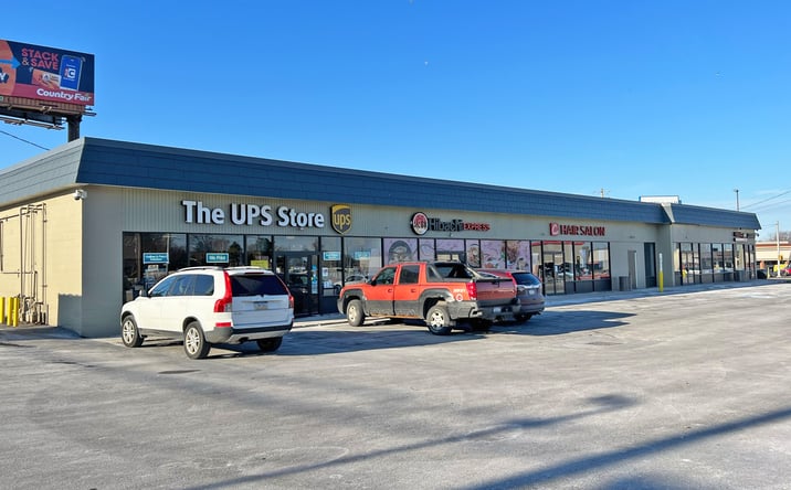 Pictures of Retail, Office, Restaurant property located at 707 W 38th St, Erie, PA 16509 for lease - image #1
