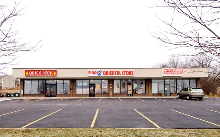 Pictures of Retail property located at 5811 Forest Hills Rd, Rockford, IL 61114 for lease - image #1