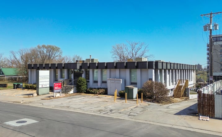Pictures of Office property located at 117 N 32nd Ave, Omaha, NE 68131 for lease - image #1