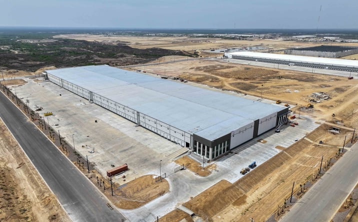 Pictures of Industrial property located at 21648 Kraus Lp, Laredo, TX 78045 for lease - image #1