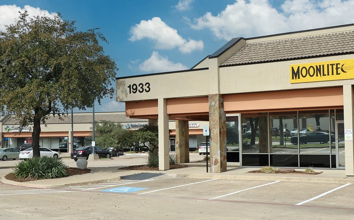 Pictures of Retail, Office property located at 1933 E Frankford Rd, Carrollton, TX 75007 for lease - image #1