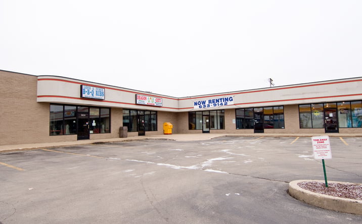 Pictures of Retail, Office, Restaurant property located at 3204 S Alpine Rd, Rockford, IL 61109 for lease - image #1