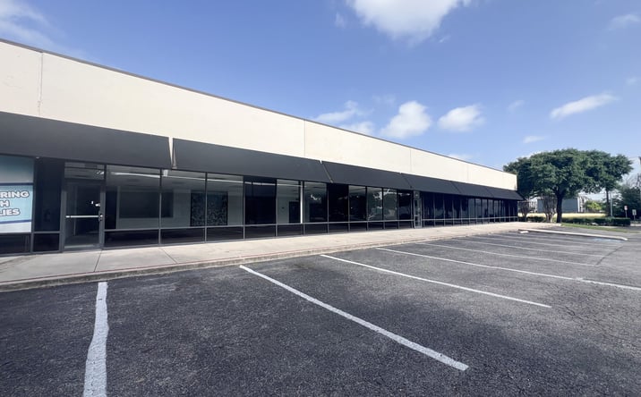 Pictures of Retail, Office property located at 1305 SW Loop 410, San Antonio, TX 78227 for lease - image #1