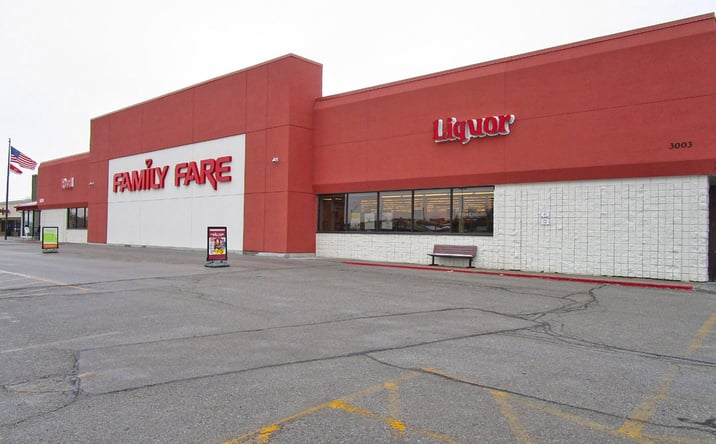 Pictures of Retail property located at 3003 N 108th St, Omaha, NE 68164 for lease - image #1