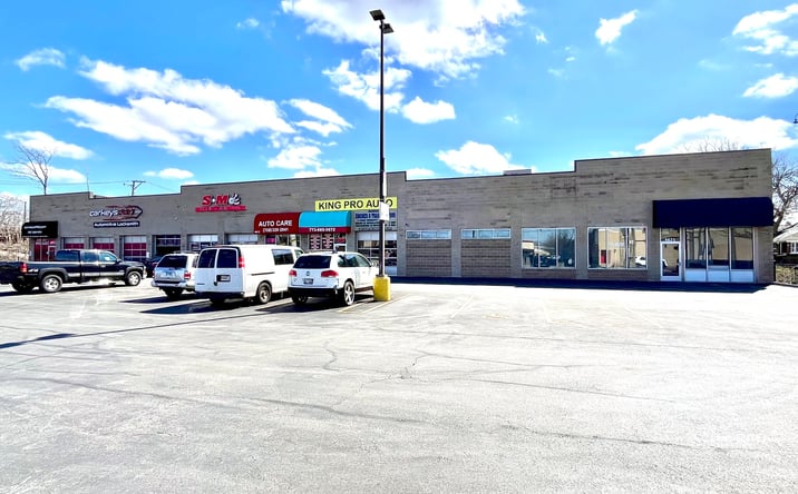 Pictures of Retail, Industrial, Special Purpose property located at 4609 W Belmont Ave, Chicago, IL 60641 for lease - image #1