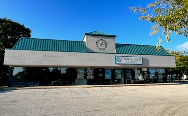 Pictures of Retail, Office property located at 301 W Savidge St, Spring Lake, MI 49456 for lease - image #1