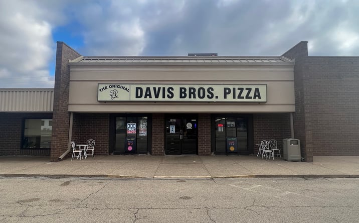 Pictures of Retail, Restaurant property located at 2402 E Washington St, East Peoria, IL 61611 for lease - image #1