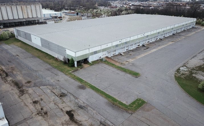 Pictures of Industrial property located at 4270 Chrysler Dr, Memphis, TN 38118 for lease - image #1