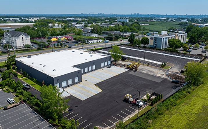 Pictures of Industrial property located at 880 Paterson Plank Rd, East Rutherford, NJ 07073 for lease - image #1