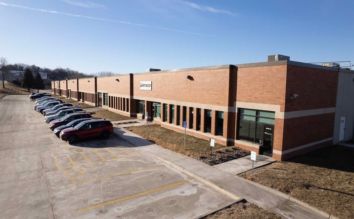 Pictures of Retail, Office, Industrial property located at 600 SW 7th St, Des Moines, IA 50309 for lease - image #1