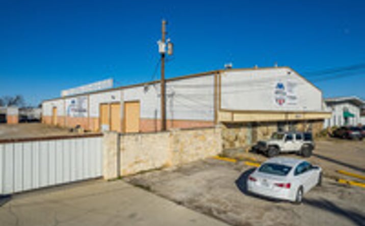 Pictures of Industrial property located at 2423 Merrell Rd., Dallas, TX 75229 for lease - image #1