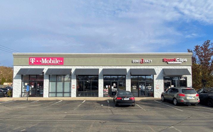 Pictures of Retail property located at 972 W Main St, Branford, CT 06405 for lease - image #1