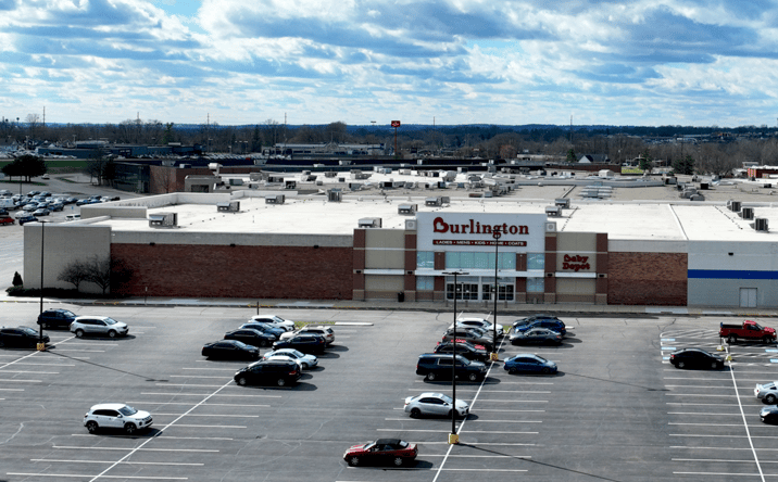 Pictures of Retail property located at 3455 Towne Boulevard, Middletown, OH 45005 for lease - image #1