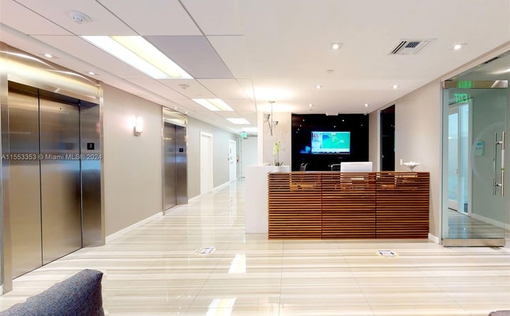 Pictures of Office property located at 331, Miami, FL 33131 for lease - image #1