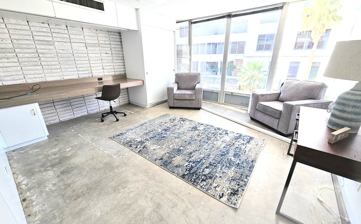 Pictures of Office property located at 622 22nd St, Galveston, TX 77550 for lease - image #1