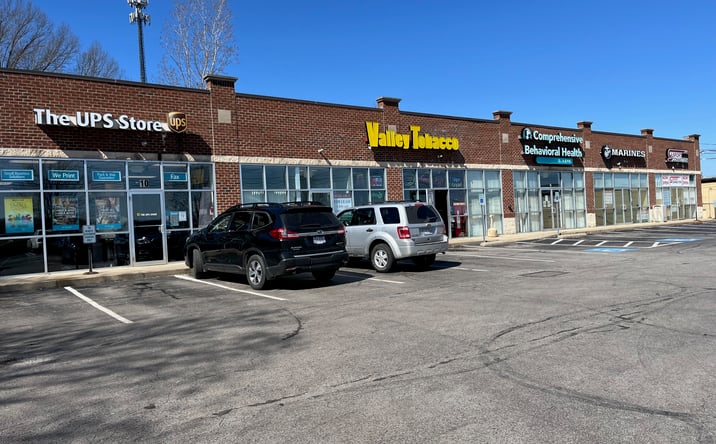Pictures of Retail, Office property located at 2789 E State St, Salem, OH 44460 for lease - image #1