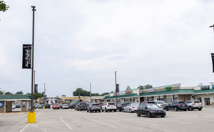 Pictures of Retail property located at 444 Lincoln Way E, New Oxford, PA 17350 for lease - image #1