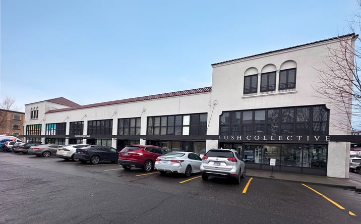Pictures of Office, Retail, Restaurant property located at 808 SE Morrison St, Portland, OR 97214 for lease - image #1
