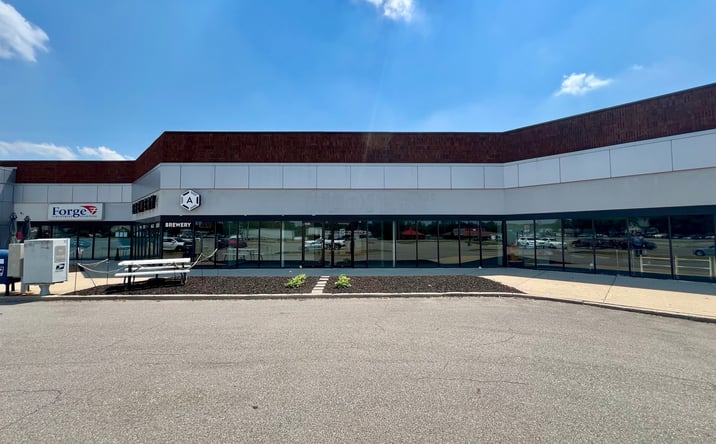 Pictures of Retail, Office property located at 3022 28th St SW, Grandville, MI 49418 for lease - image #1